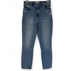 27, 4 Short Abercrombie & Fitch A&F Super Skinny High Rise Distressed Blue Jeans